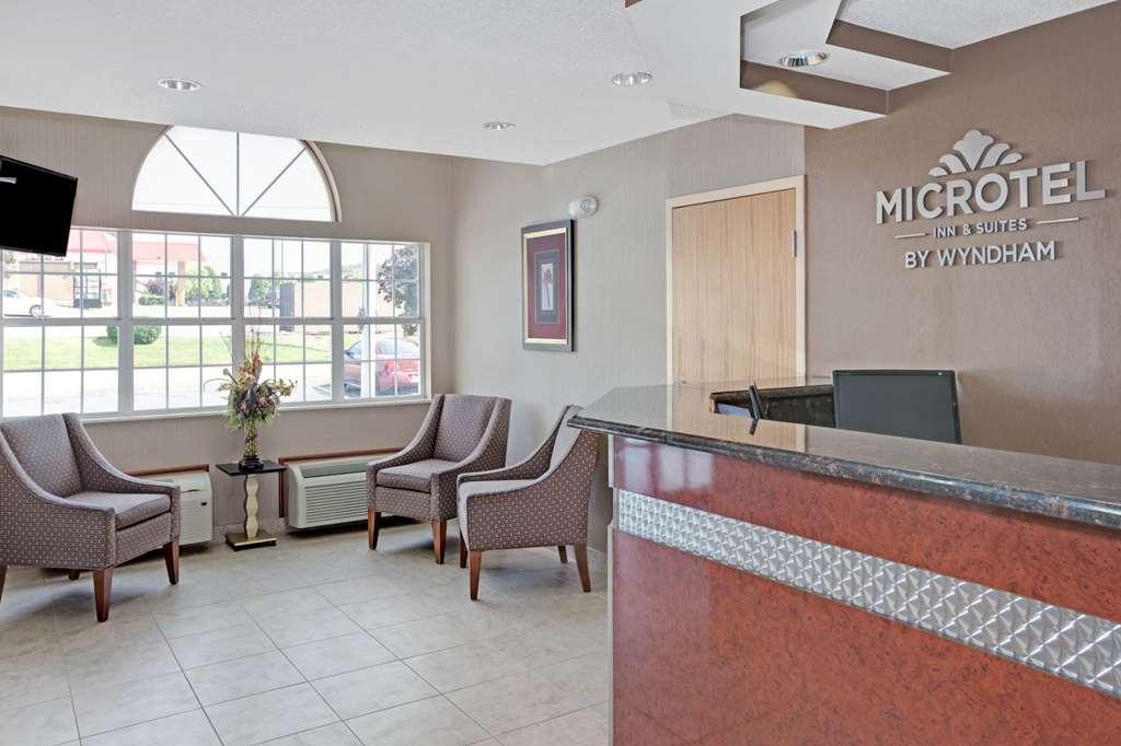 Microtel Inn & Suites By Wyndham Charleston Exteriér fotografie